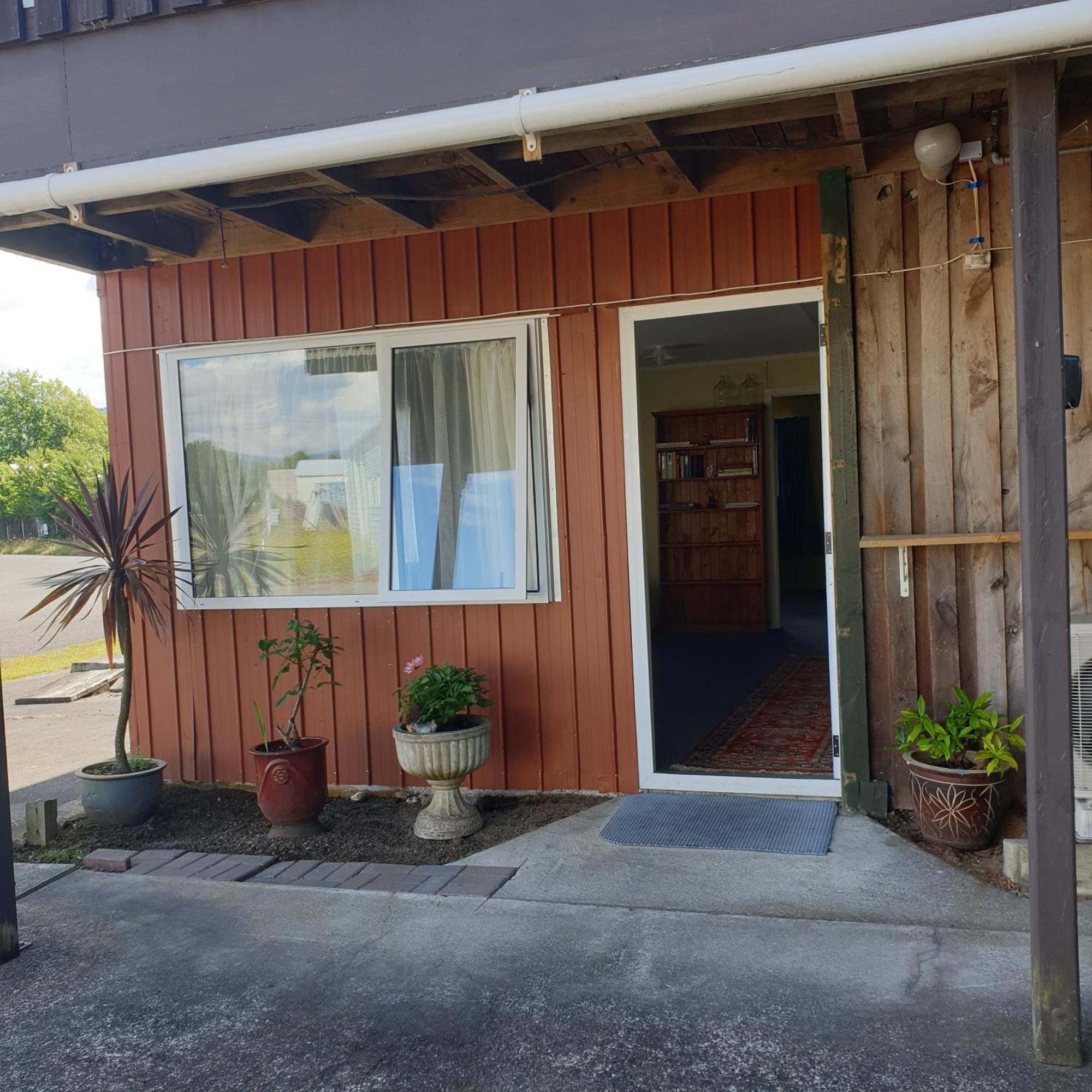 Villa The Redbarn à Turangi Extérieur photo